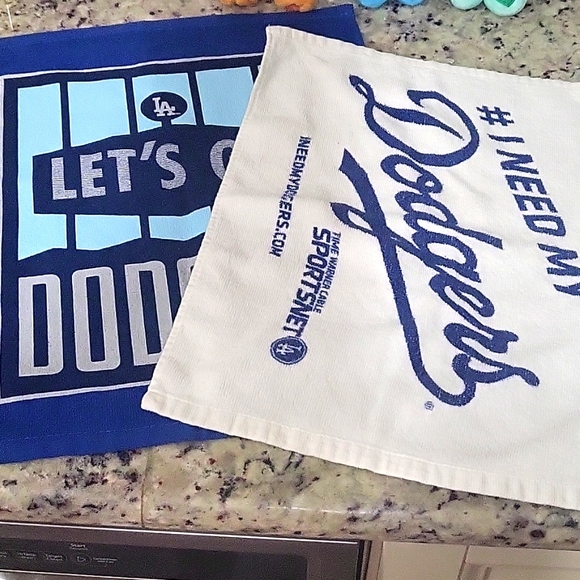 LA Dodgers world series stadium towel (set of 2) 2018 - Picture 1 of 6